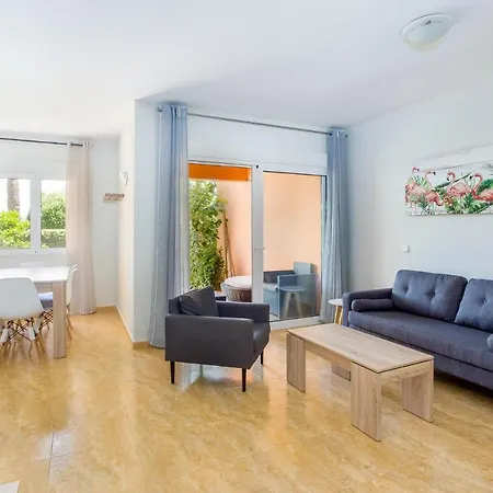 Charming 4-bed In Dénia